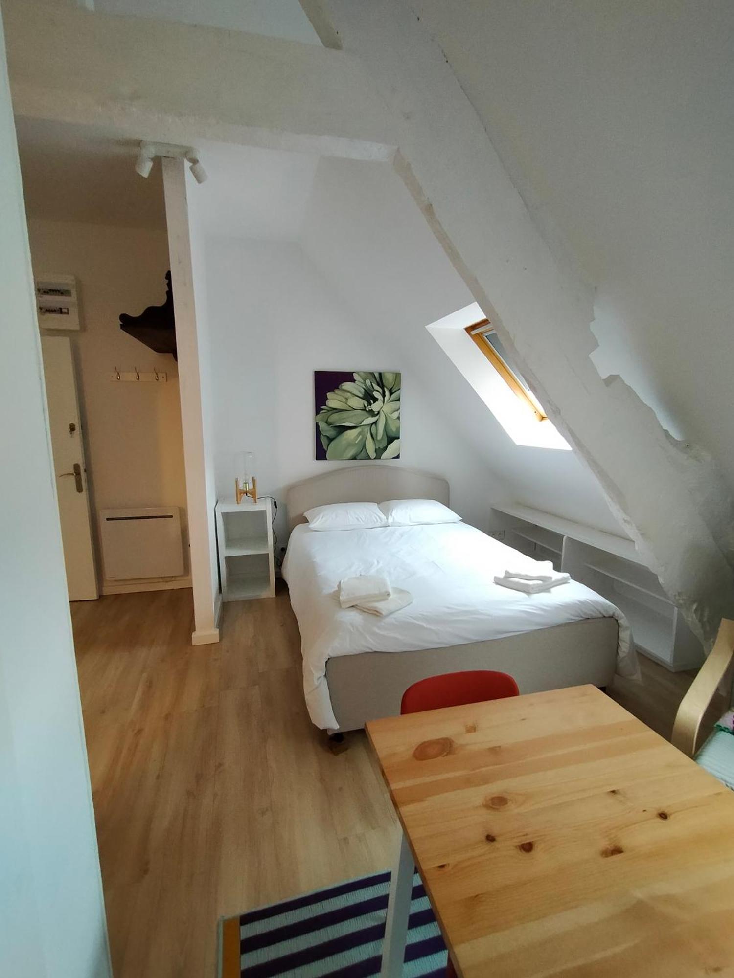 Le 1 St Yves Studios Tréguier Exteriör bild
